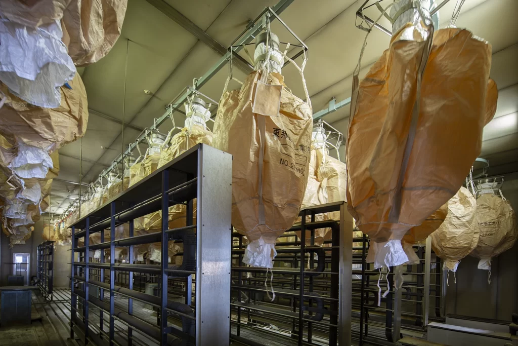 遠赤外線乾燥室